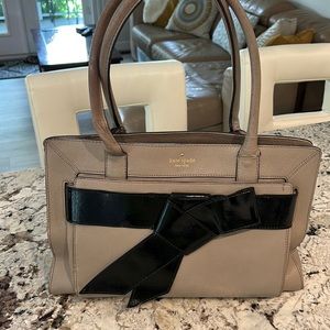 Women’s Kate Spade Tote purse